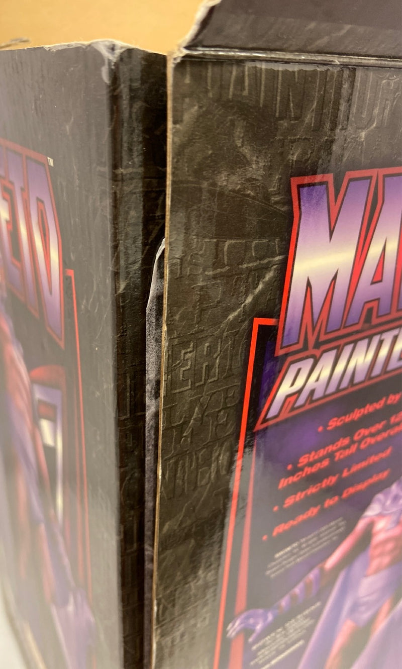 Laden Sie das Bild in Galerie -Viewer, Bowen Designs X-Men Magneto Painted Statue - Used