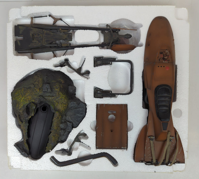 Load image into Gallery viewer, Sideshow Sixth Scale Speeder Bike 12 inch - Used