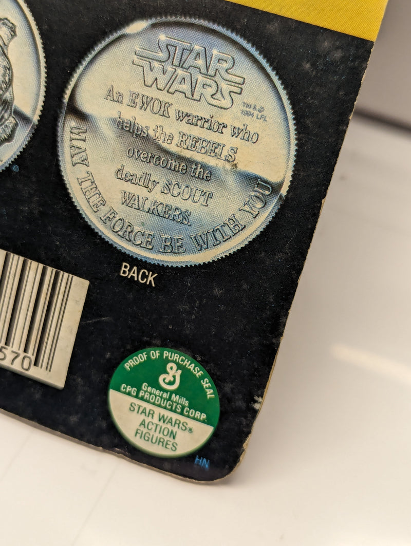 Laden Sie das Bild in Galerie -Viewer, Vintage Kenner Star Wars Luke Skywalker in Battle Poncho 3.5-Inch Figure (92-Back Card) - Used