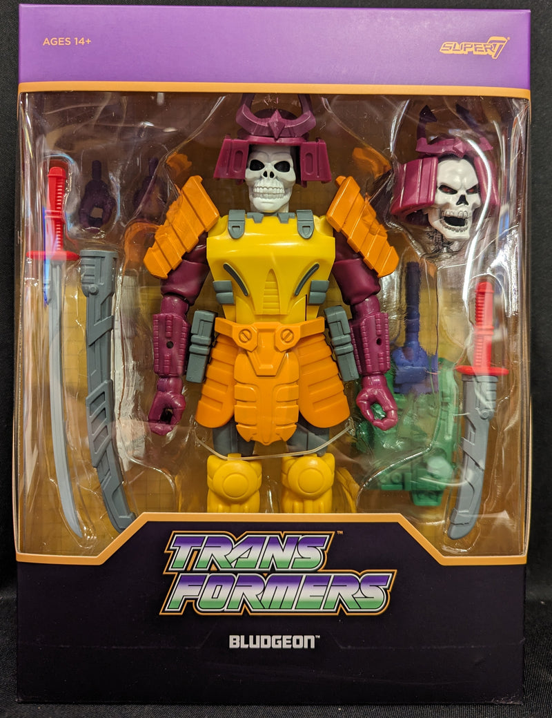 Laden Sie das Bild in Galerie -Viewer, Super7 Ultimates! Transformers Bludgeon - Used