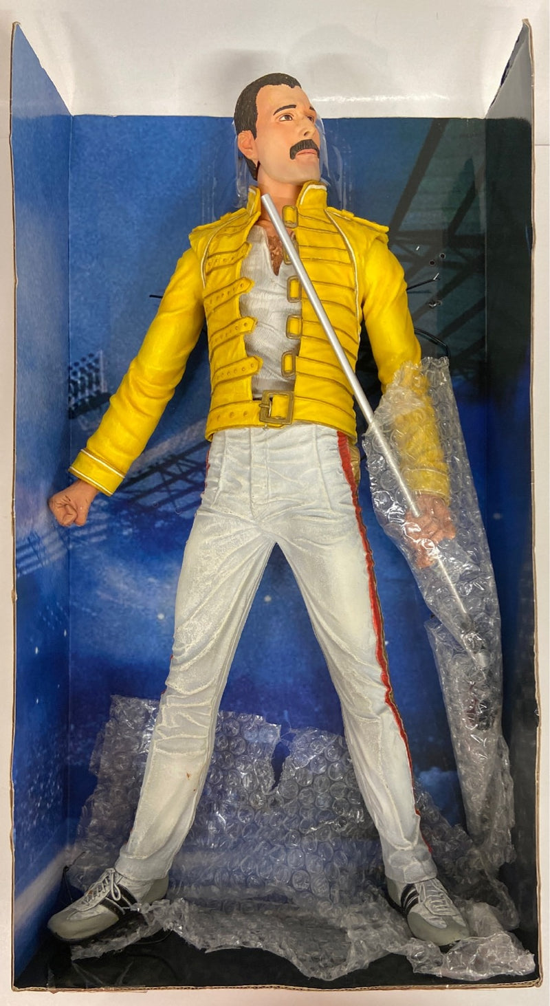 Laden Sie das Bild in Galerie -Viewer, NECA Motion-Activated Sound Freddie Mercury 18-Inch Figure - Used