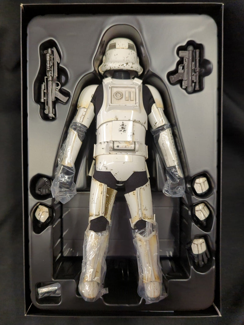 Laden Sie das Bild in Galerie -Viewer, Hot Toys Television Masterpiece Remnant Stormtrooper TMS011 - Used