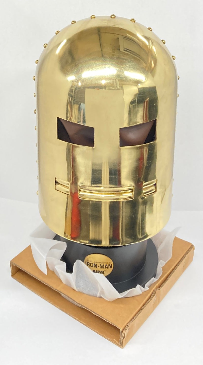 Cargue la imagen en el visor de la galería, Windlass Studios Full Scale Wearable Prop Replica (Gold Edition) - Used