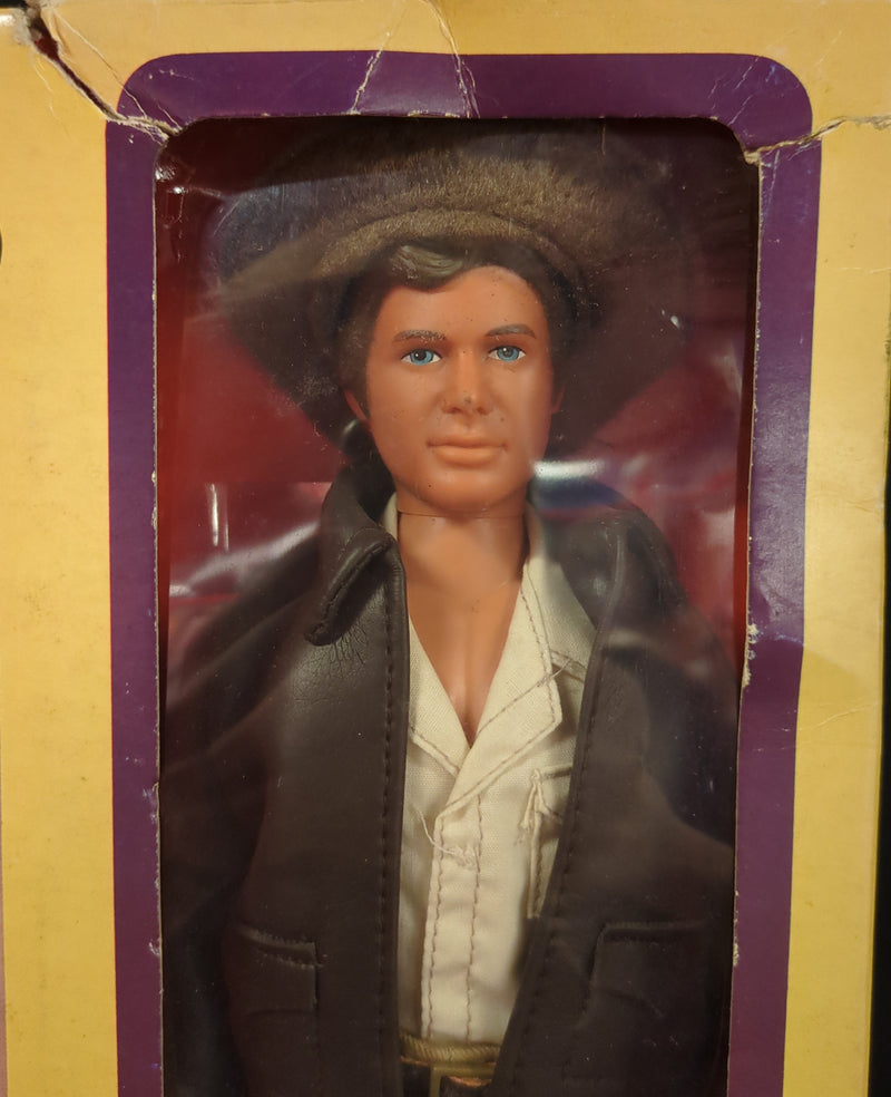 Chargez l'image dans la visionneuse de la galerie, Vintage Kenner Indiana Jones 12-Inch Action Figure - Used