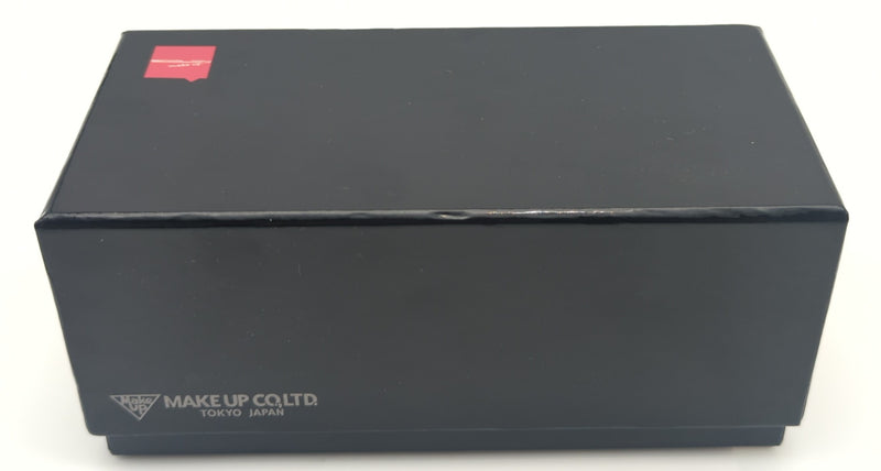 Carica immagine in Galleria Viewer, Make Up Eidolon 1/43 Nissan GT-R Premium Edition T-spec 2022 Millennium Jade - Used