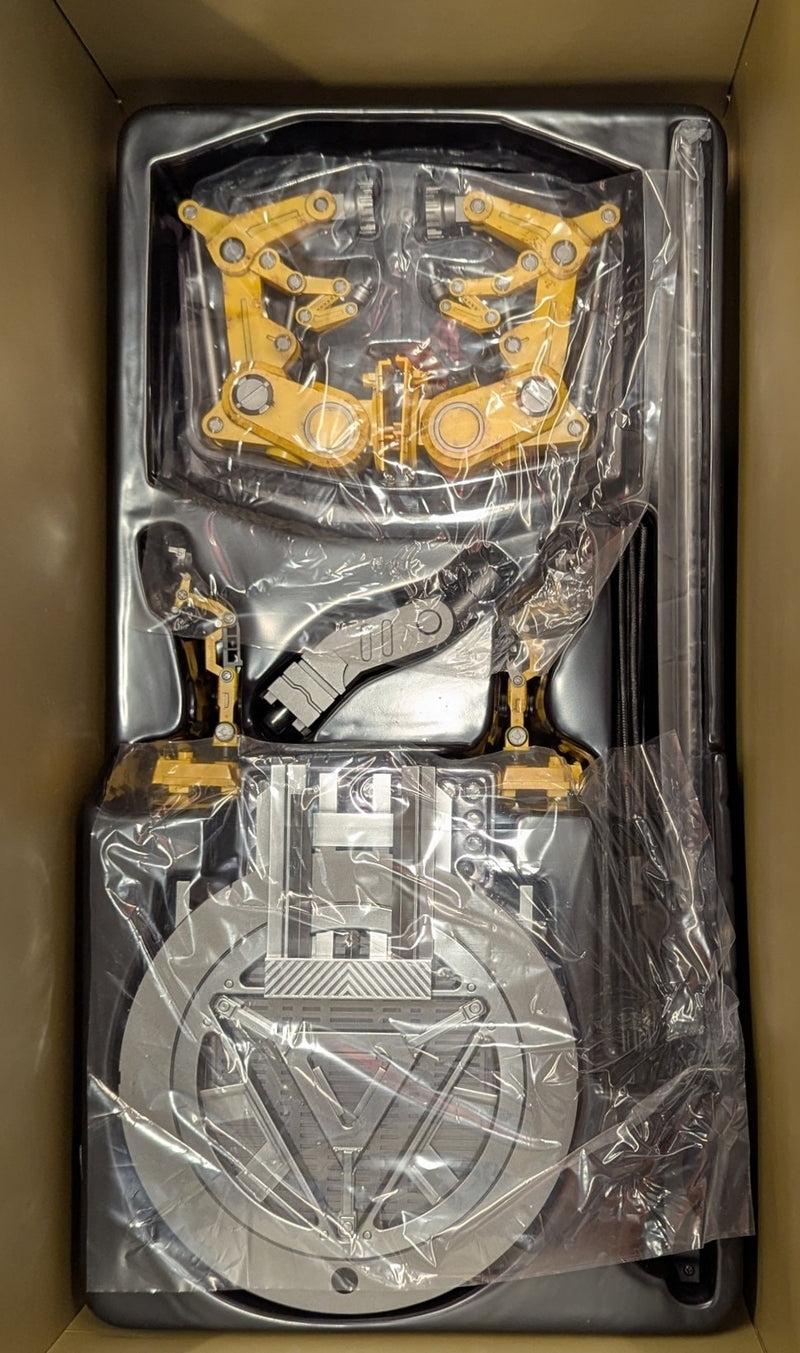 Load image into Gallery viewer, Hot Toys 1/4 Quarter Scale Iron Man Mark XLII (42) Special Edition QS008 - Used