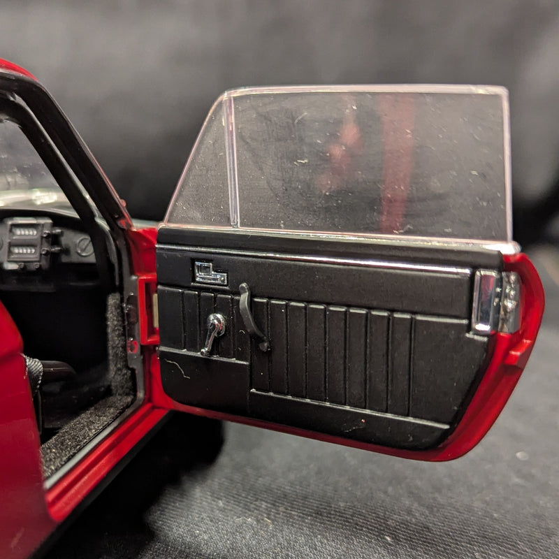 Load image into Gallery viewer, AUTOart Millennium 1/18 Lancia Fulvia 1.6HF Winner Rally Monte Carlo 1972 - Used