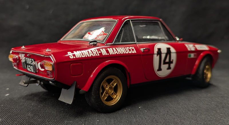 Load image into Gallery viewer, AUTOart Millennium 1/18 Lancia Fulvia 1.6HF Winner Rally Monte Carlo 1972 - Used