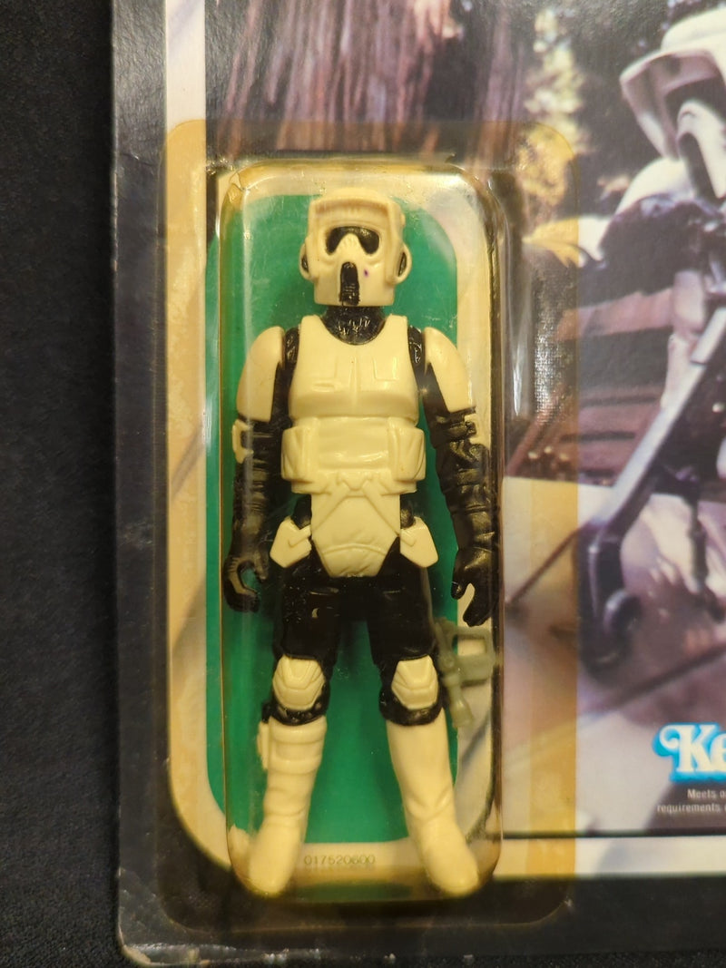 Carica immagine in Galleria Viewer, Vintage Kenner Star Wars Biker Scout 3.5-Inch Action Figure (65-Back Card B) - Used