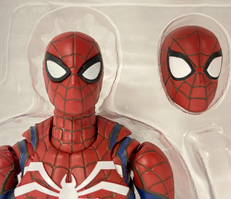 Laden Sie das Bild in Galerie -Viewer, Bandai Spirits S.H.Figuarts Marvel's Spider-Man (Advanced Suit) - Used