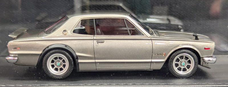 Carica immagine in Galleria Viewer, ignition model 1/43 Nissan Skyline 2000 GT-R (KPGC10) Silver IG0008 - Used
