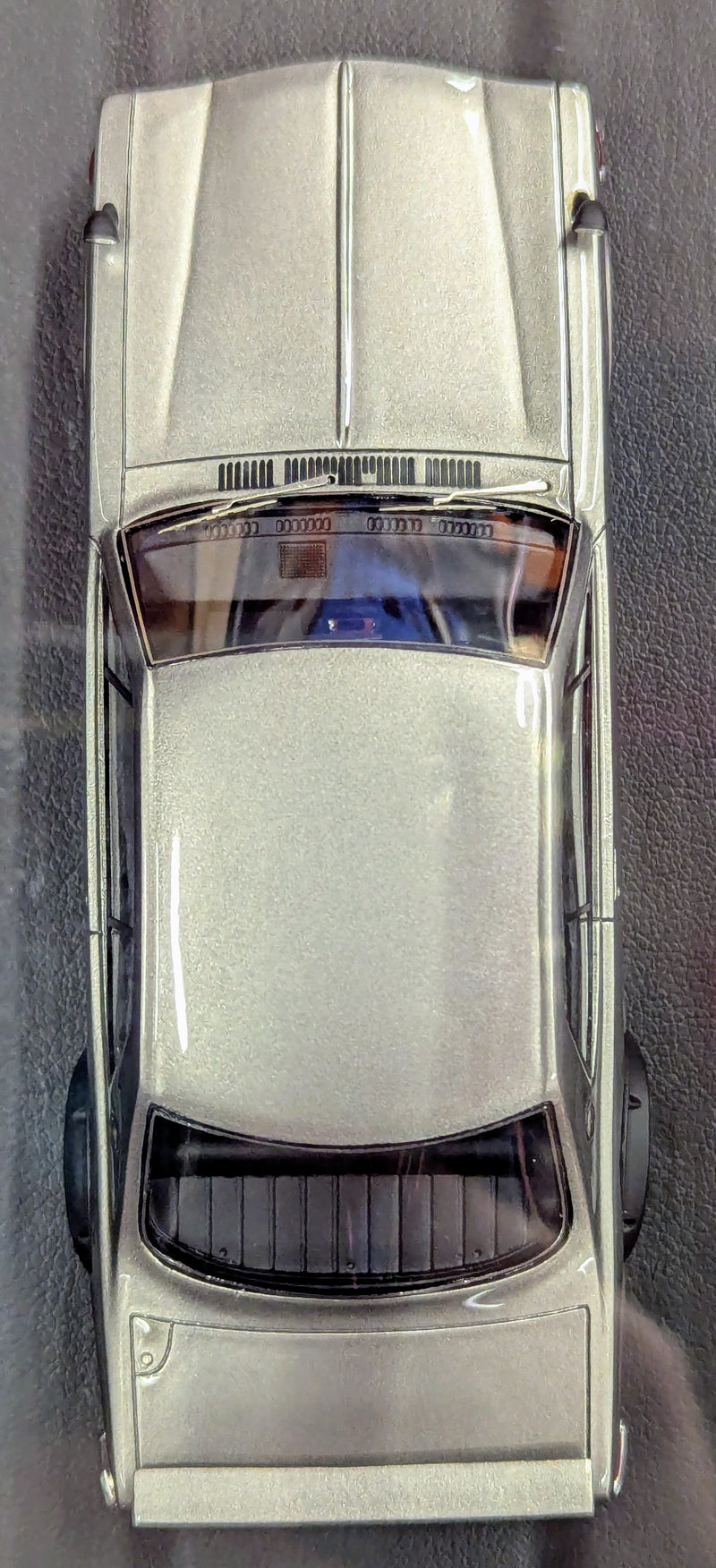 Carica immagine in Galleria Viewer, ignition model 1/43 Nissan Skyline 2000 GT-R (KPGC10) Silver IG0008 - Used