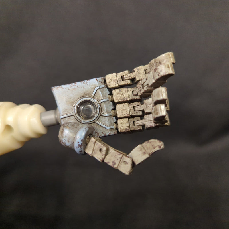 Laden Sie das Bild in Galerie -Viewer, 3A Collectible Figure Stark Industries Prototype 1/6 Scale - Used