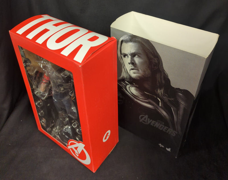 Load image into Gallery viewer, Hot Toys Movie Masterpiece Thor MMS175 - Used