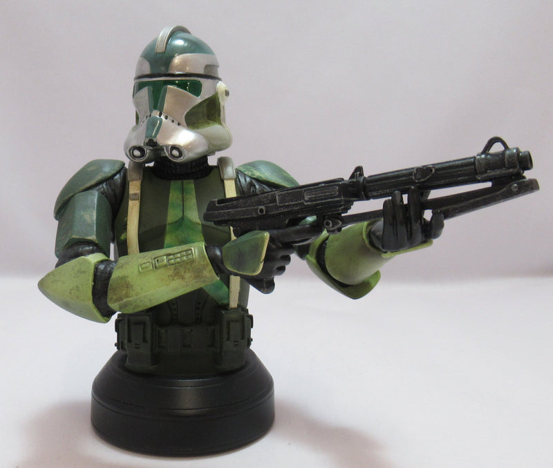 Cargue la imagen en el visor de la galería, Gentle Giant Commander Gree Mini Bust (Celebration IV Exclusive) - Used