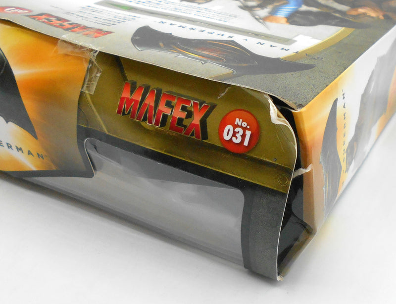Cargue la imagen en el visor de la galería, Medicom Toy MAFEX Knightmare Batman No.031 - Used