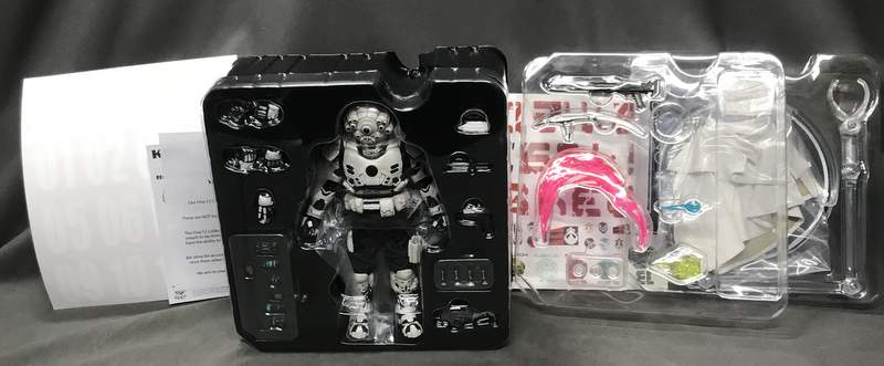 Load image into Gallery viewer, Mezco Toyz One:12 Collective Krig: The Pale Driver - Used