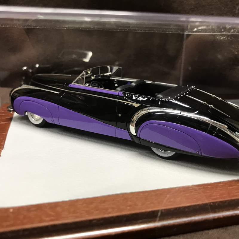 Carica immagine in Galleria Viewer, Chromes 1/43 Saoutchik Cabriolet 1948 Purple Chro017 - Used