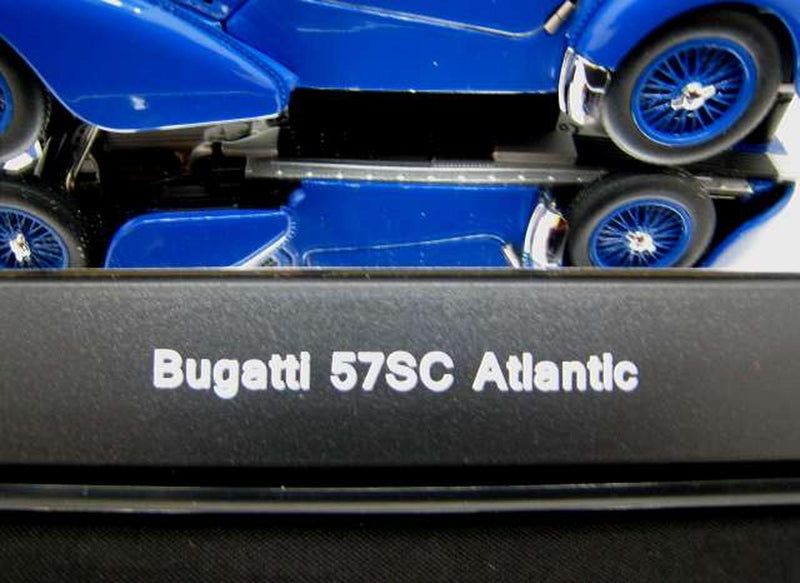 Cargue la imagen en el visor de la galería, AUTOART Bugatti Type 57SC Atlantic 1938 1/43 Scale Car– Used