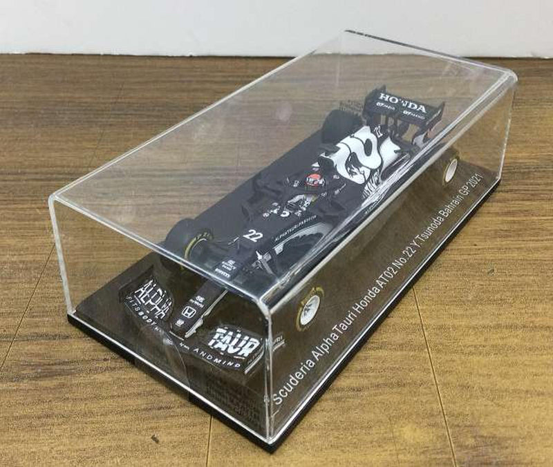 Laden Sie das Bild in Galerie -Viewer, SPARK Scuderia AlphaTauri Honda AT02 1/43 Scale Car– Used