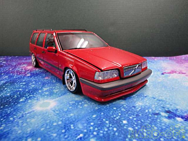 Carica immagine in Galleria Viewer, AUTOart 1/18 Scale Volvo 850R Estate– Used