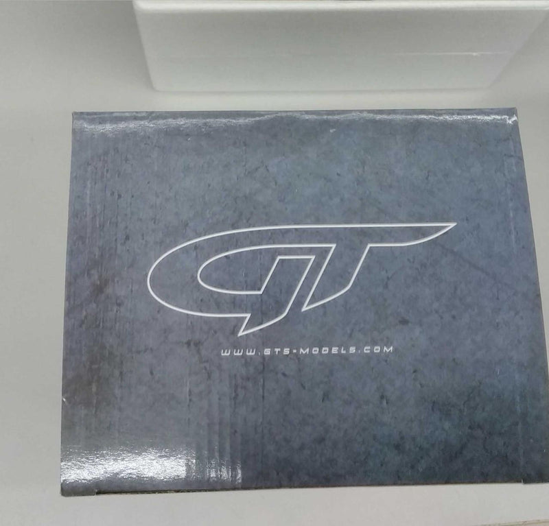 Load image into Gallery viewer, AUTOart GT-R R35 White 1/18 Scale Model Car– Used