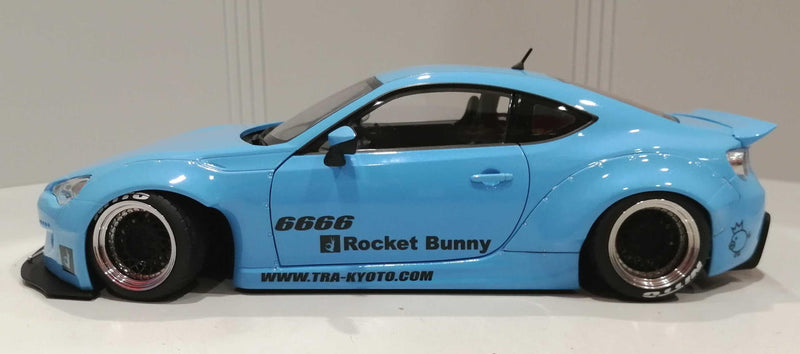 Load image into Gallery viewer, AUTOart Rocket Bunny 86 1/18 Scale Model Car– Used