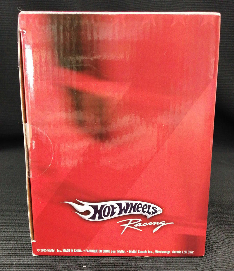 Cargue la imagen en el visor de la galería, Hot Wheels FERRARI F2004 SCHUMACHER WORLD CHAMPION 1/18 Scale– Used