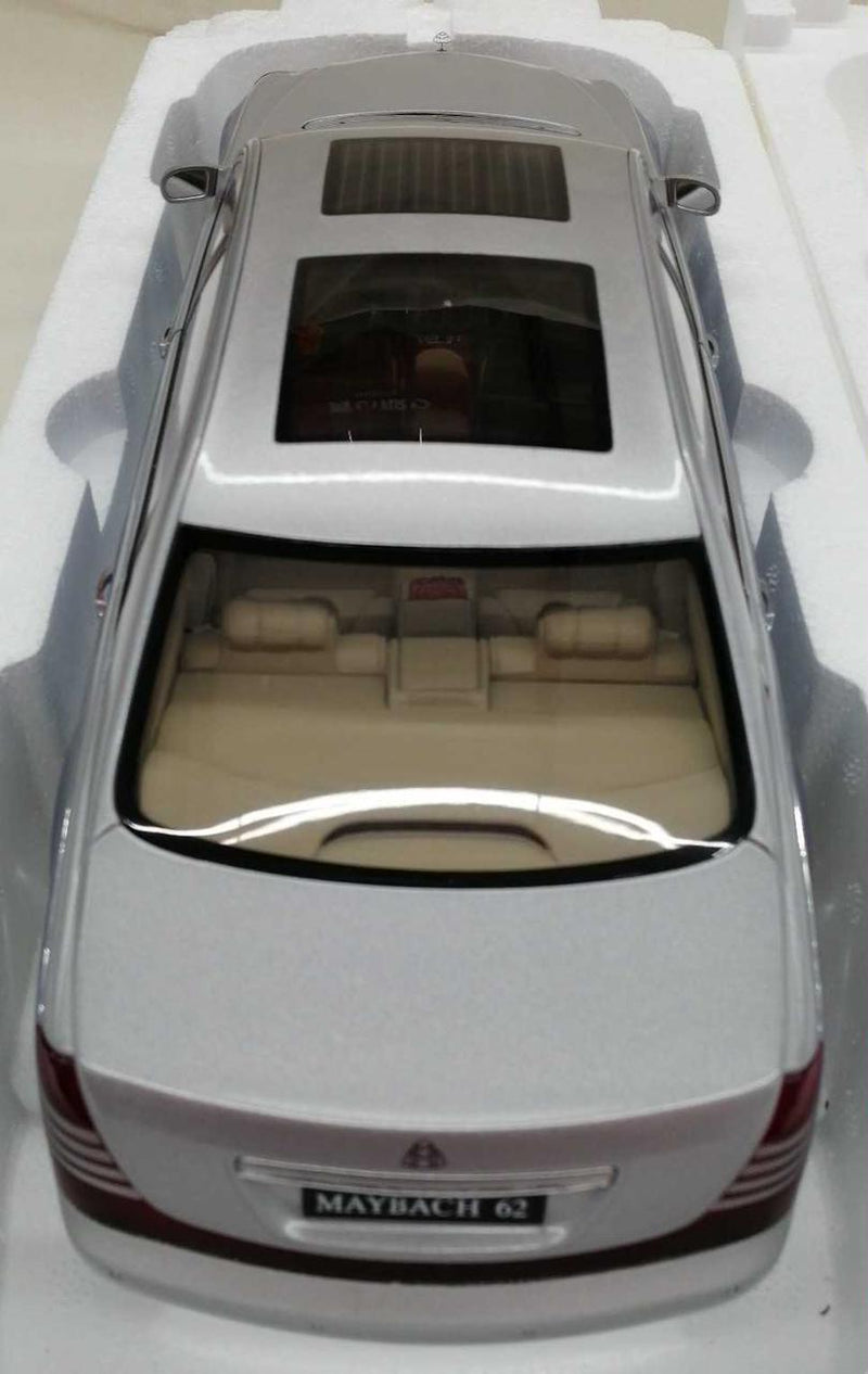 Load image into Gallery viewer, AUTOart Maybach 62 LWB 1/18 Scale Model Car– Used