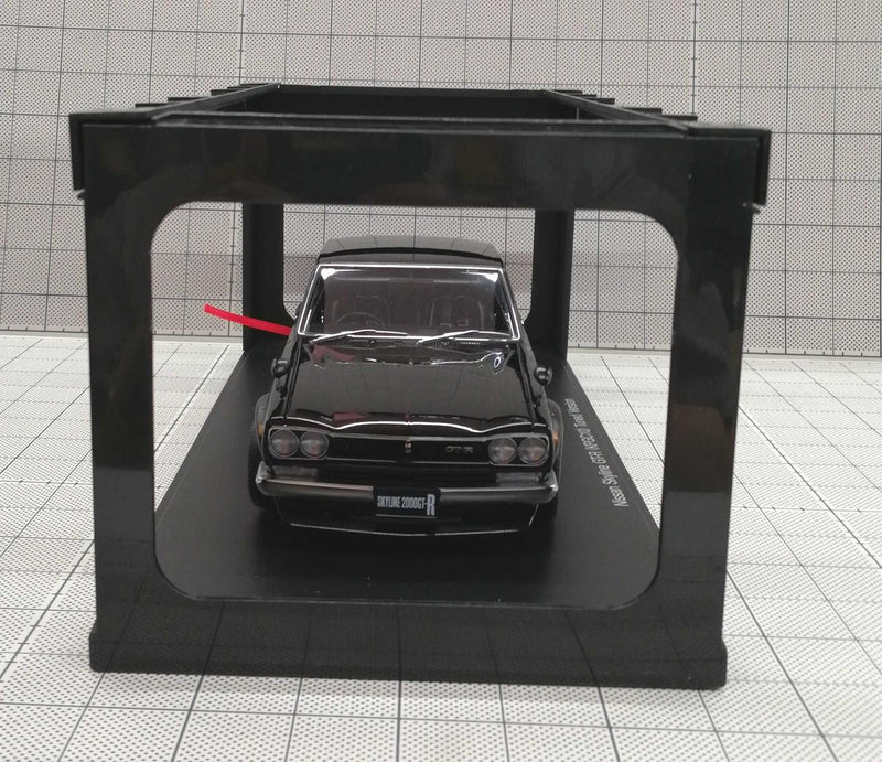 Load image into Gallery viewer, AUTOART Nissan Skyline GT-R KPGC10 1/18 Scale Model Car– Used