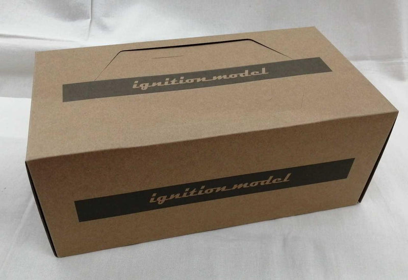 Load image into Gallery viewer, Ignition Model 1/18 Nissan Laurel 2000SGX (C130) White