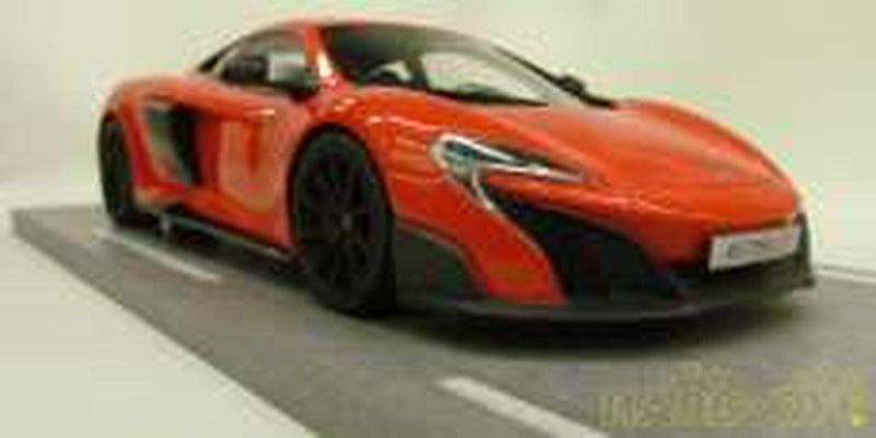 Load image into Gallery viewer, BBR BBRC1814C McLaren 675LT 1/18 Scale Model Car– Used