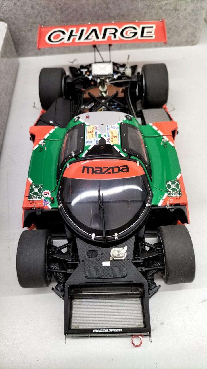 Load image into Gallery viewer, AUTOART Mazda 787B Le Mans 1991 Winner 1/18 Scale Car– Used
