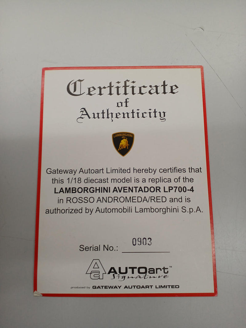 Load image into Gallery viewer, AUTOART Lamborghini Aventador LP700-4 1/18 Scale Car– Used