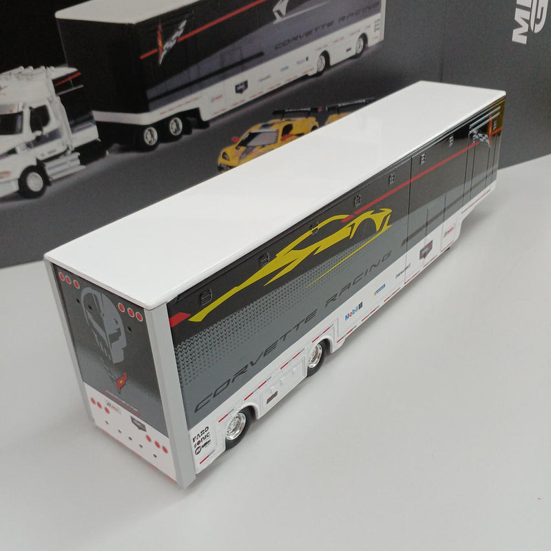 Carica immagine in Galleria Viewer, WESTERN STAR Corvette Racing C8.R Transporter Set 1/64 Scale– Used