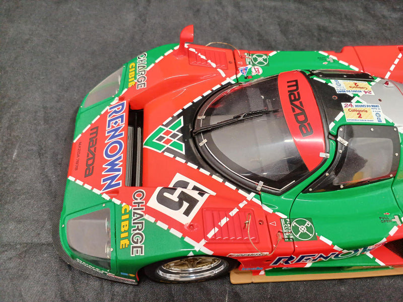 Load image into Gallery viewer, AUTOART MAZDA 787B 1/18 Diecast Car– Used
