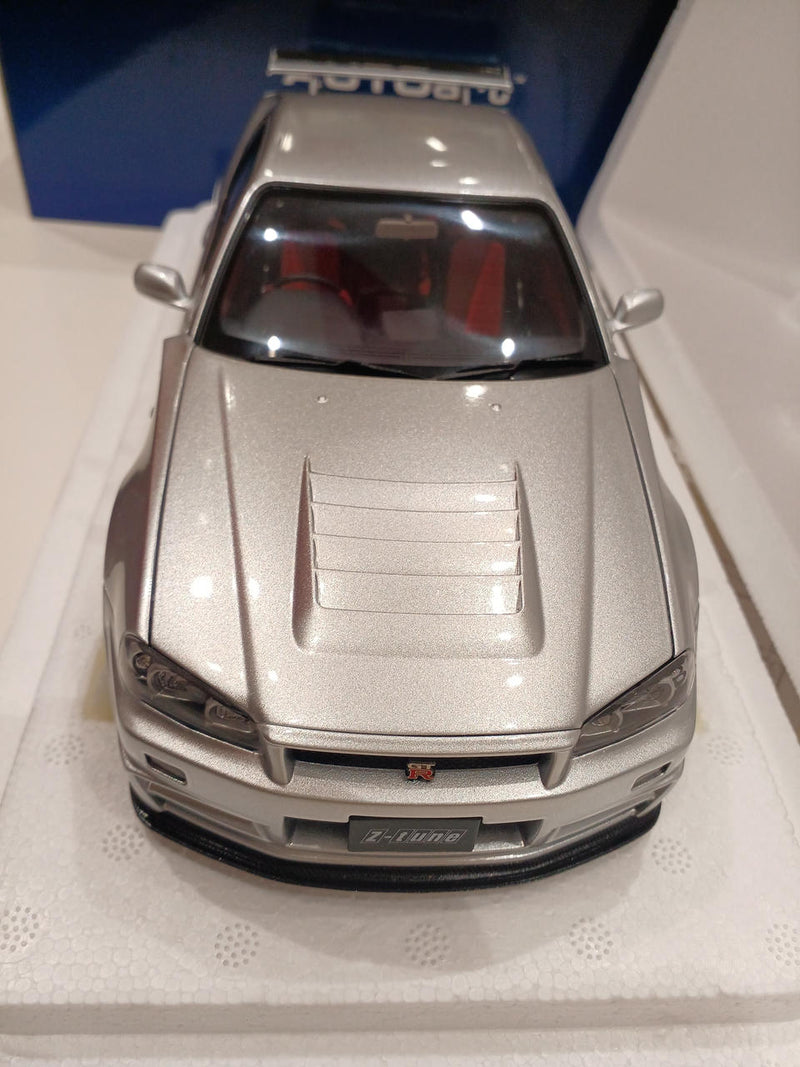 Load image into Gallery viewer, AUTOart Nismo R34 GT-R Z-TUNE 1/18 Scale Model Car– Used