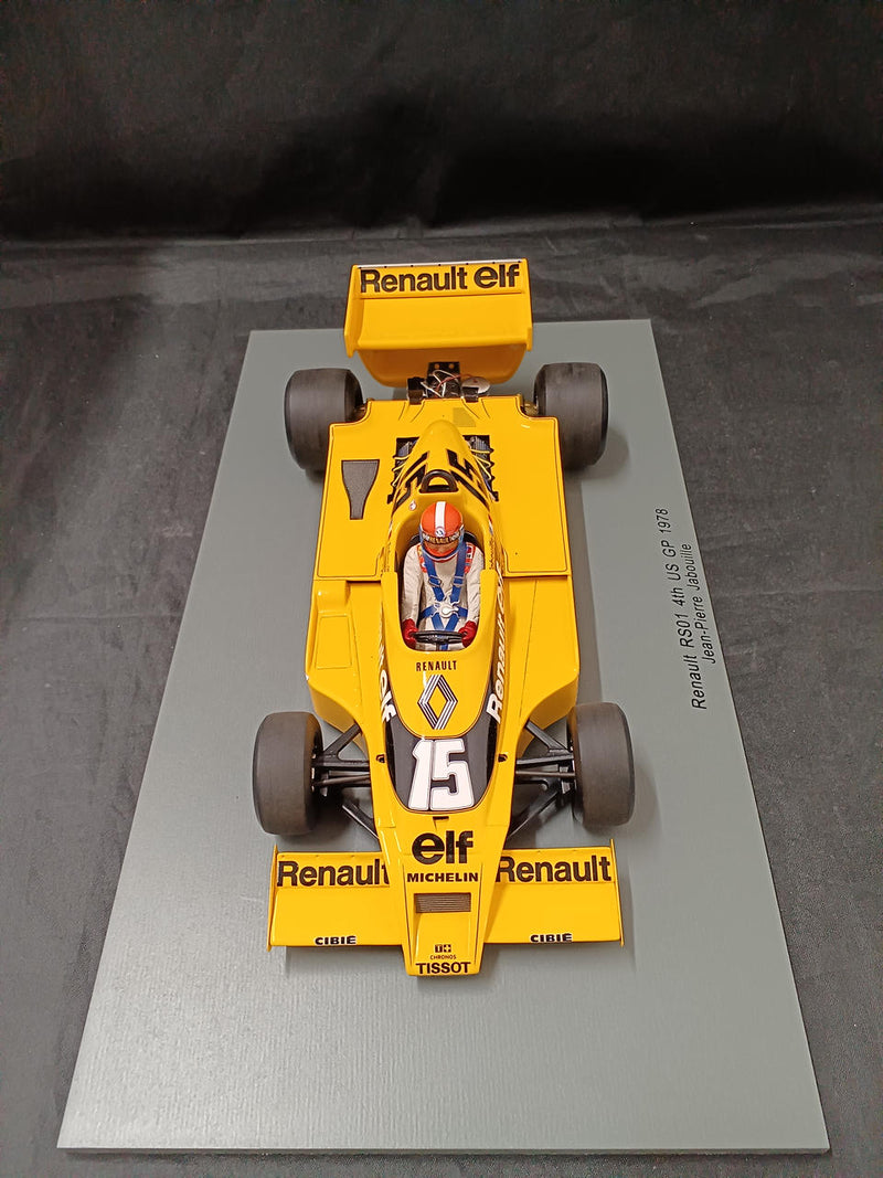 Laden Sie das Bild in Galerie -Viewer, MINIMAX SPARK 18S371 Porsche 911 RSR 1/18 Scale Model Car– Used