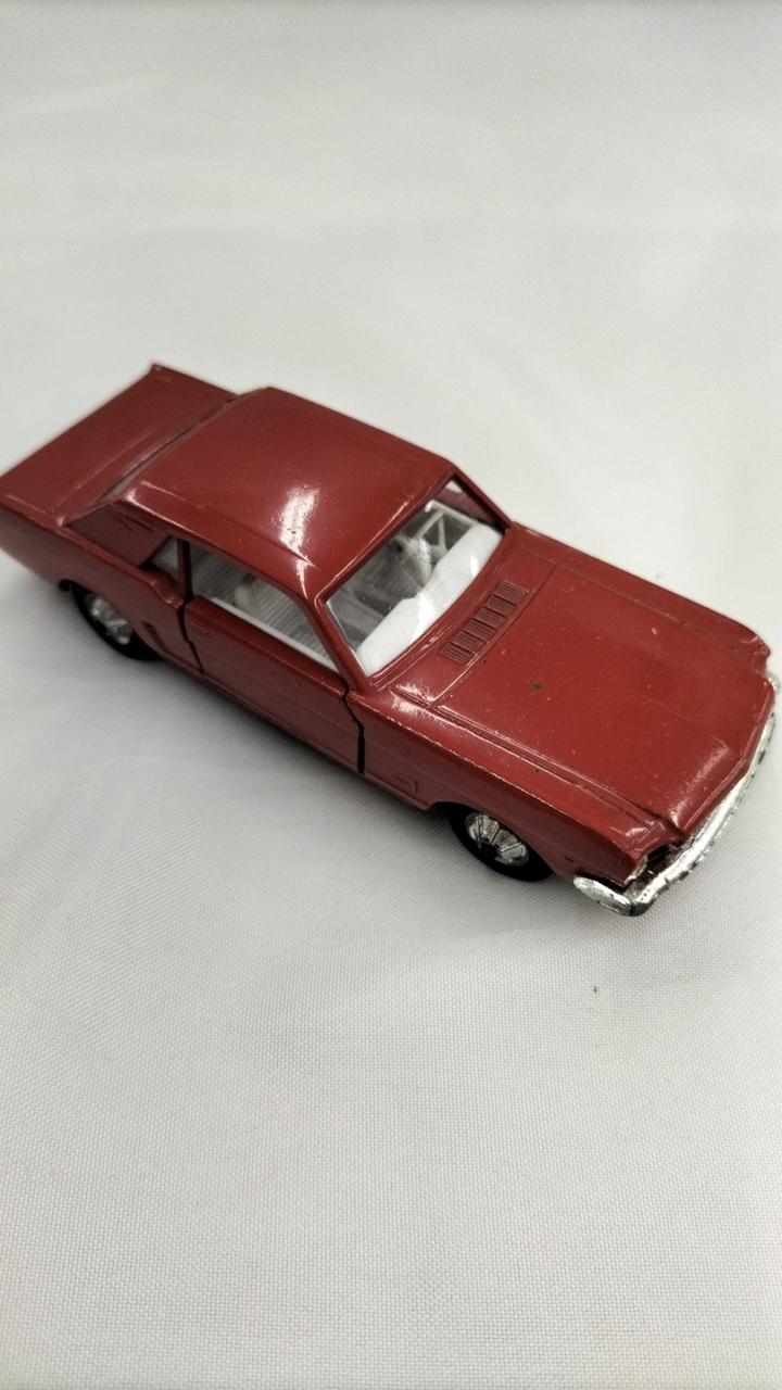 Cargue la imagen en el visor de la galería, SOLIDO 3/66 FORD MUSTANG REF147 1/43 Scale Car– Used