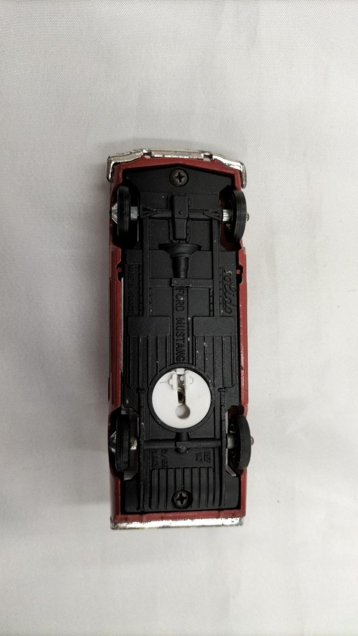 Cargue la imagen en el visor de la galería, SOLIDO 3/66 FORD MUSTANG REF147 1/43 Scale Car– Used