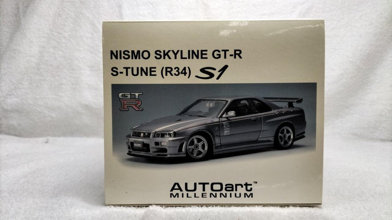 Load image into Gallery viewer, AUTOART R34 S-TUNE 1/18 Scale Model Car– Used