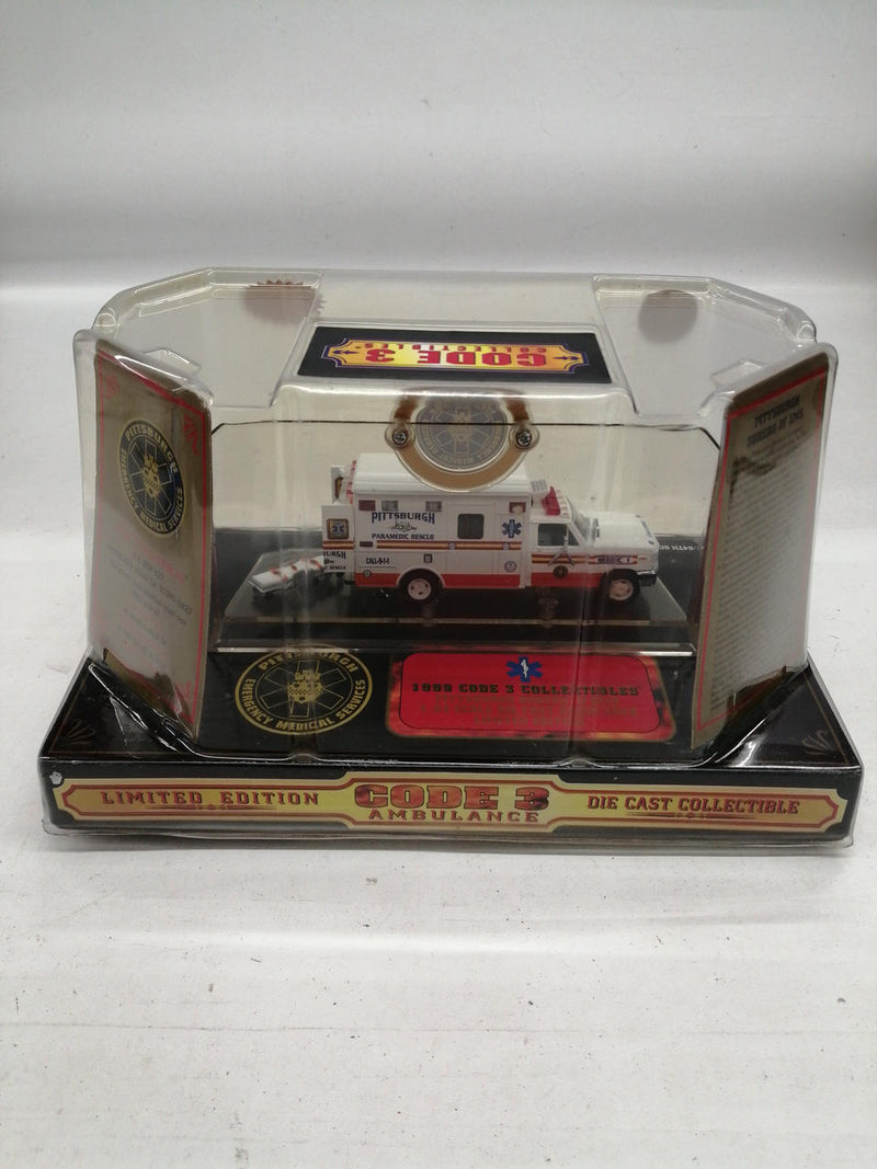 Chargez l'image dans la visionneuse de la galerie, CODE 3 COLLECTIBLES PITTSBURGH EMS F-350 AMBULANCE 1/64 Diecast Model– Used