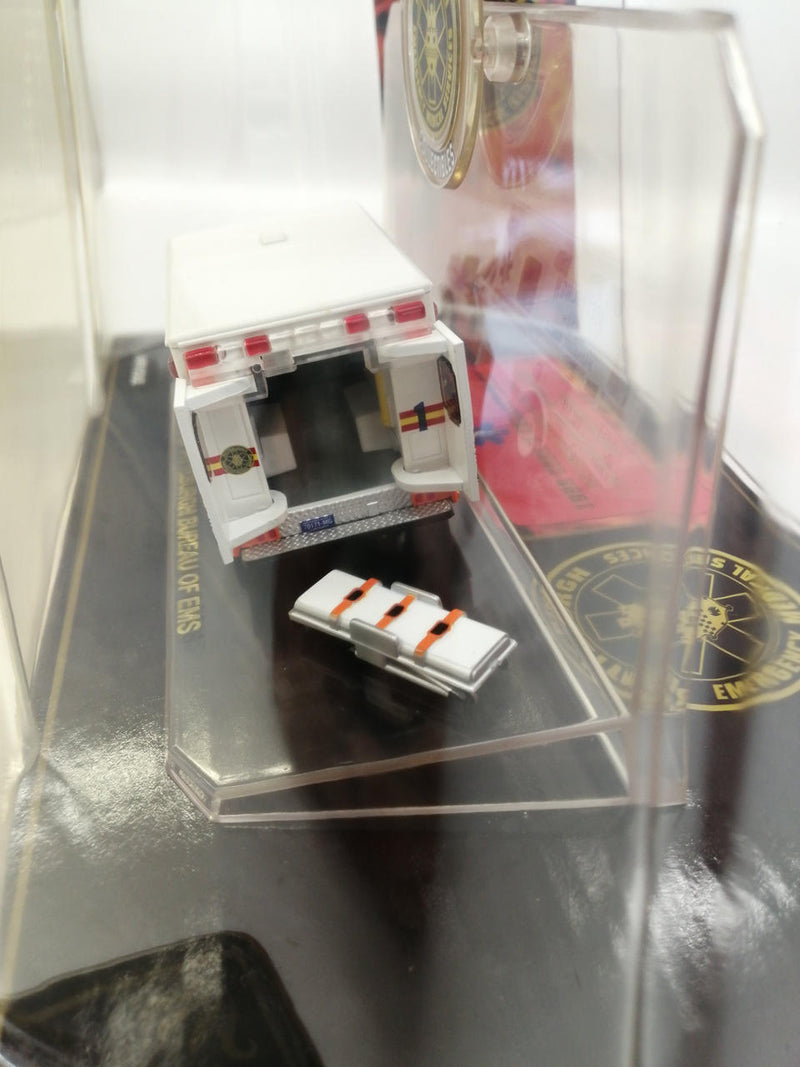 Chargez l'image dans la visionneuse de la galerie, CODE 3 COLLECTIBLES PITTSBURGH EMS F-350 AMBULANCE 1/64 Diecast Model– Used