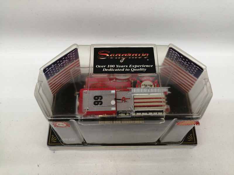 Laden Sie das Bild in Galerie -Viewer, CODE 3 1/64 PATRIOT FIRE DEPARTMENT Diecast Model– Used