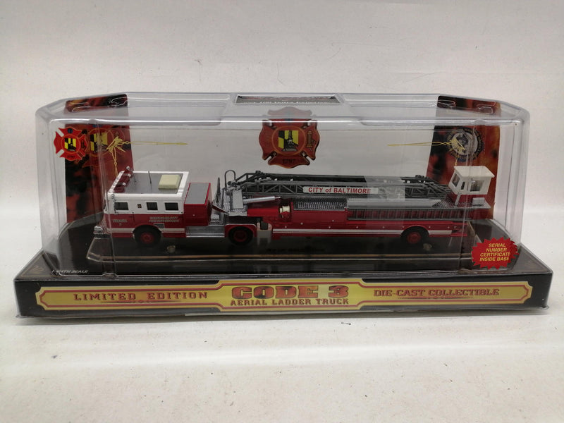 Laden Sie das Bild in Galerie -Viewer, CODE 3 1/64 CITY OF BALTIMORE AERIAL LADDER TRUCK Diecast Model– Used