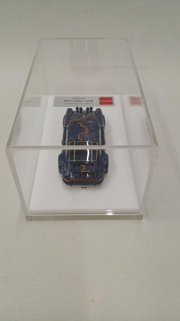 Cargue la imagen en el visor de la galería, MAKE UP EM504 SINGER 911 EIDOLON COLLECTION 1/43 Scale Car– Used