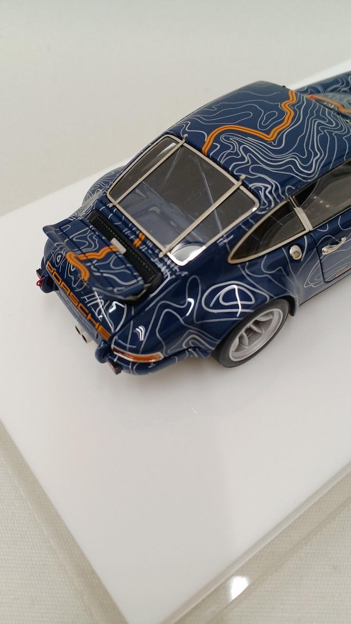 Cargue la imagen en el visor de la galería, MAKE UP EM504 SINGER 911 EIDOLON COLLECTION 1/43 Scale Car– Used