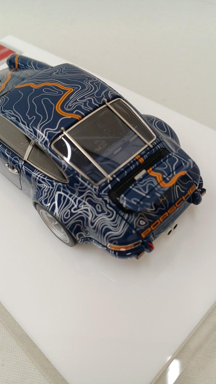 Cargue la imagen en el visor de la galería, MAKE UP EM504 SINGER 911 EIDOLON COLLECTION 1/43 Scale Car– Used