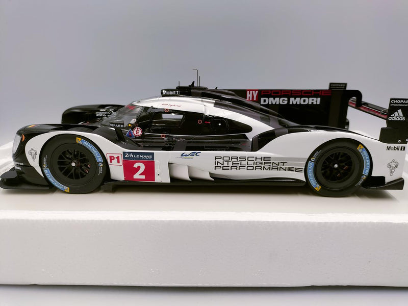 Laden Sie das Bild in Galerie -Viewer, SPARK Porsche 919 Le Mans 2016 1/18 Diecast Car– Used