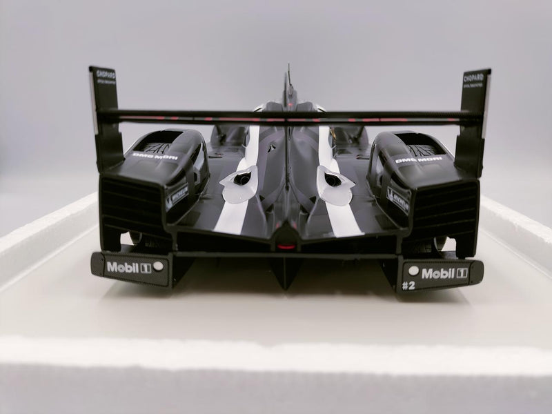 Laden Sie das Bild in Galerie -Viewer, SPARK Porsche 919 Le Mans 2016 1/18 Diecast Car– Used